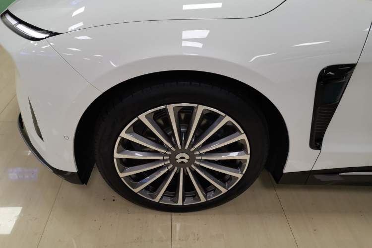 Used Nio ET9 2025 100 kWh Left Front Wheel Hub