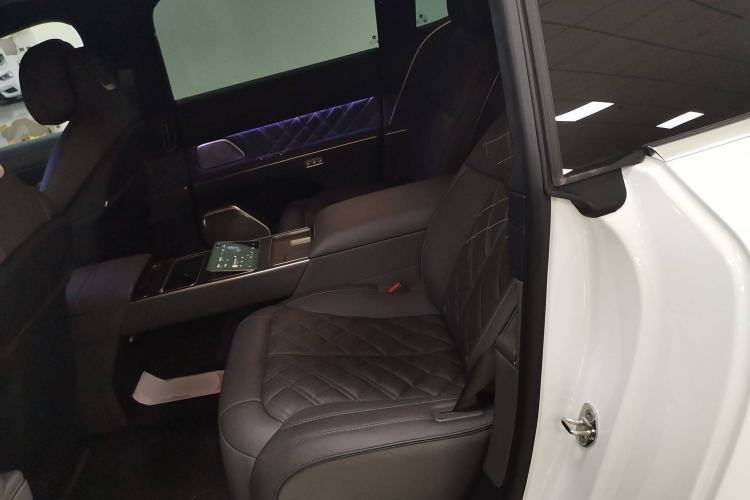 Used Nio ET9 2025 100 kWh Left Rear Seat