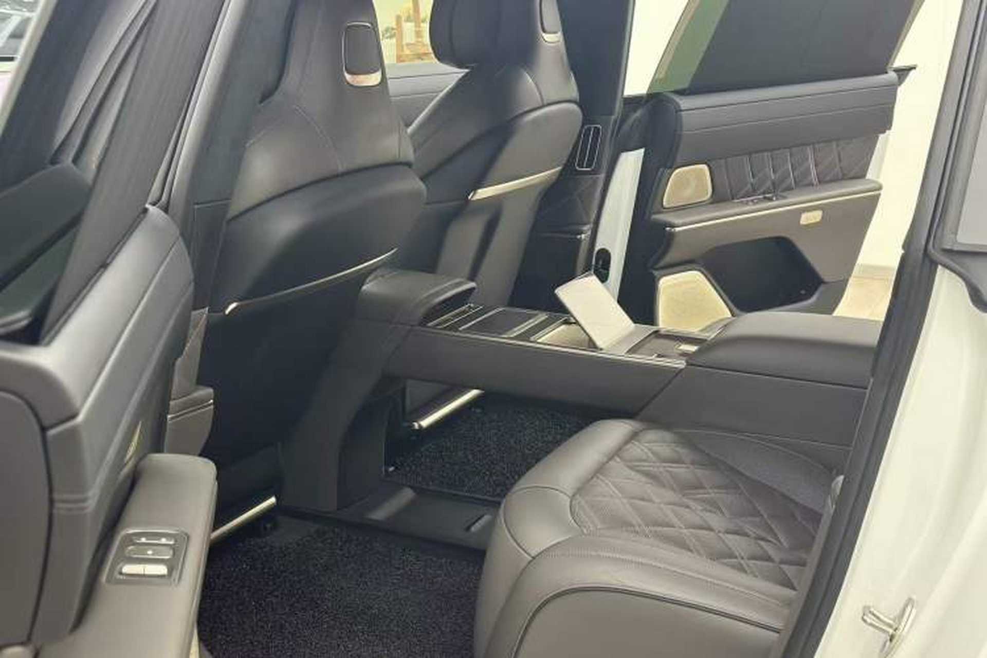 Used Nio ET9 2025 100 kWh Left Rear Seat