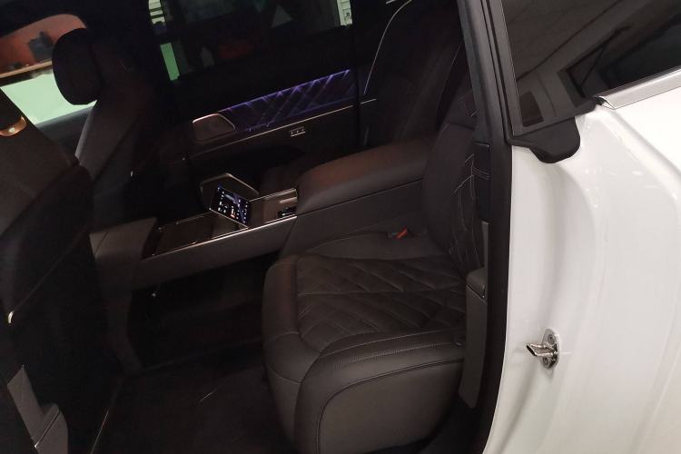 Used Nio ET9 2025 100 kWh Left Rear Seat