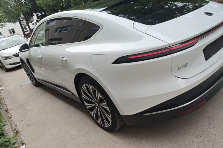 Used Nio ET9 2025 100 kWh Left Side