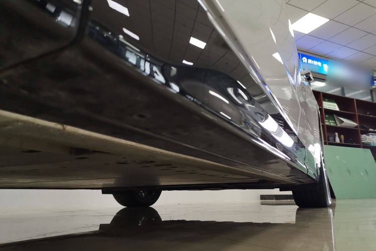 Used Nio ET9 2025 100 kWh Left Side Sill