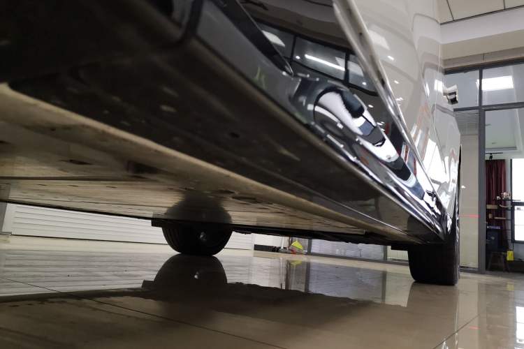 Used Nio ET9 2025 100 kWh Left Side Sill