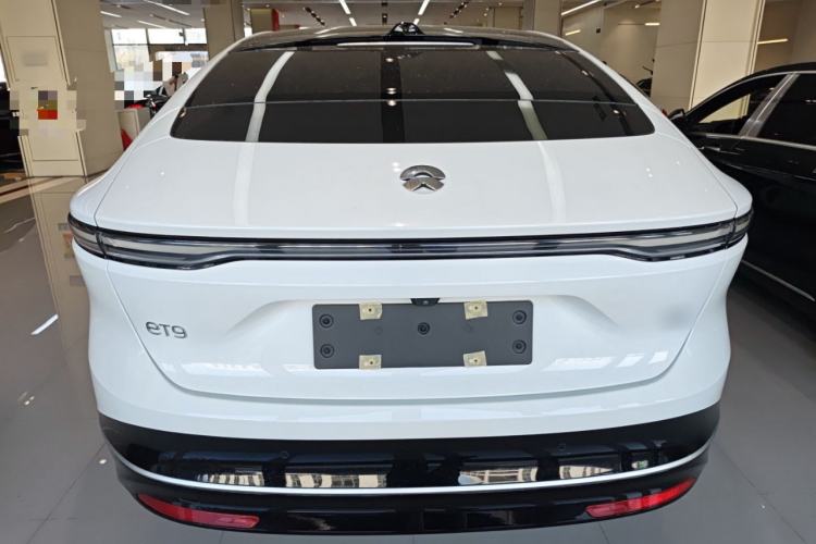 Used Nio ET9 2025 100 kWh Rear