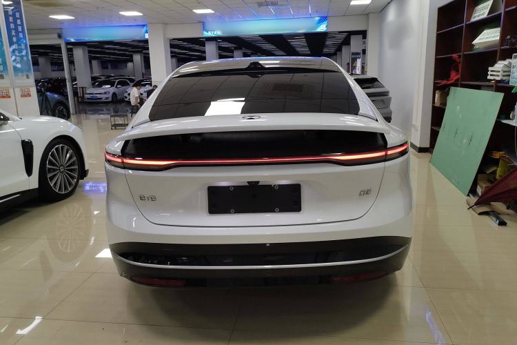 Used Nio ET9 2025 100 kWh Rear