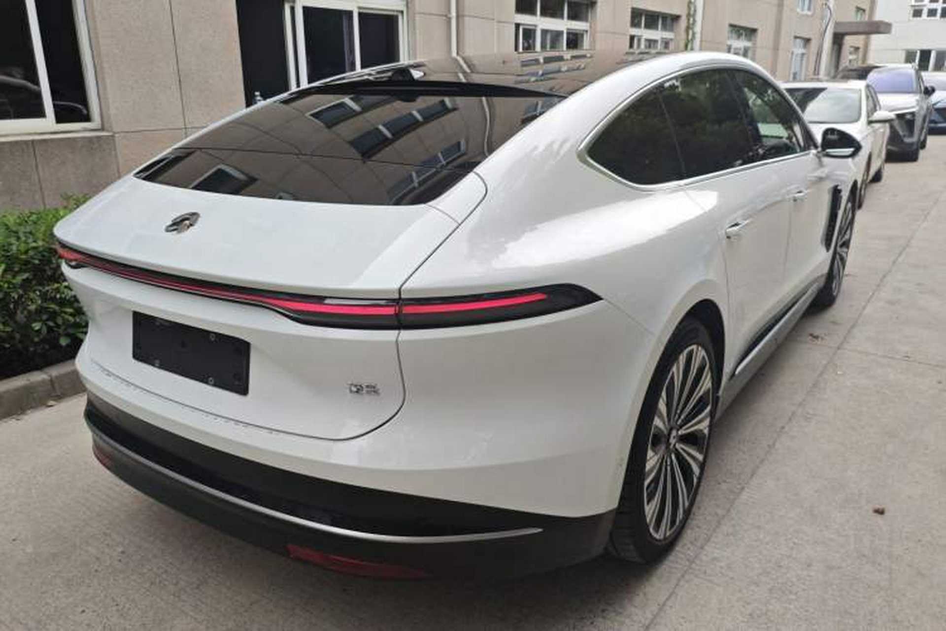 Used Nio ET9 2025 100 kWh Rear Right 45 Deg