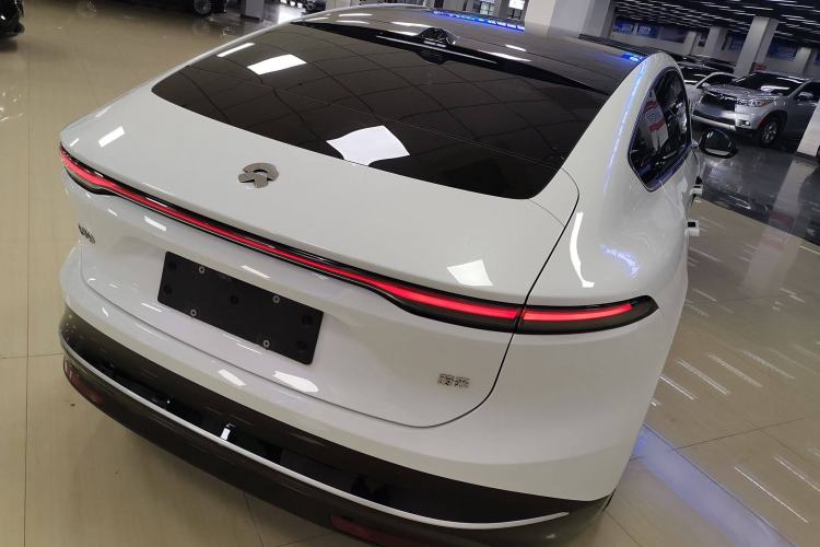 Used Nio ET9 2025 100 kWh Rear Right 45 Deg