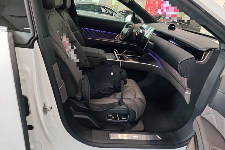 Used Nio ET9 2025 100 kWh Right Front Seat
