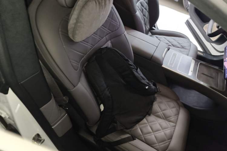 Used Nio ET9 2025 100kWh Signature Edition Right Front Seat