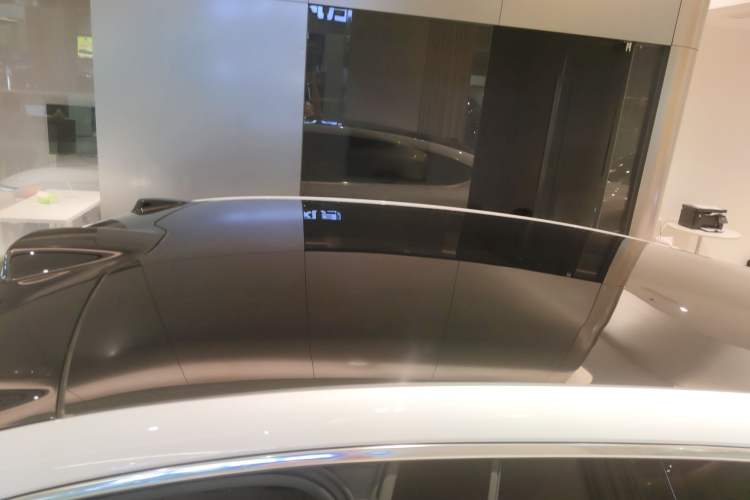 Used Nio ET9 2025 100 kWh Roof