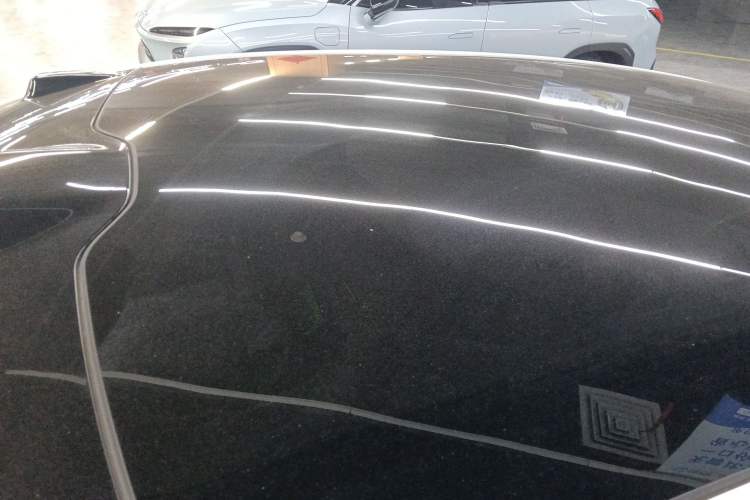 Used Nio ET9 2025 100 kWh Roof