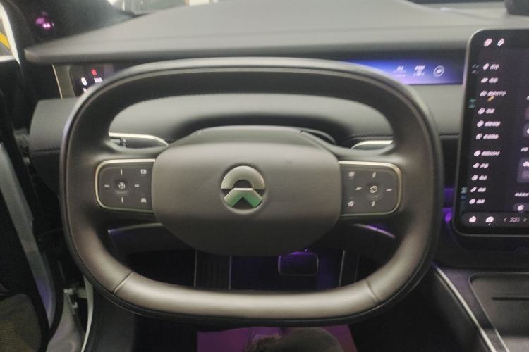 Used Nio ET9 2025 100 kWh Steering Wheel