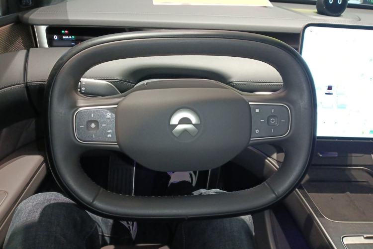 Used Nio ET9 2025 100 kWh Steering Wheel