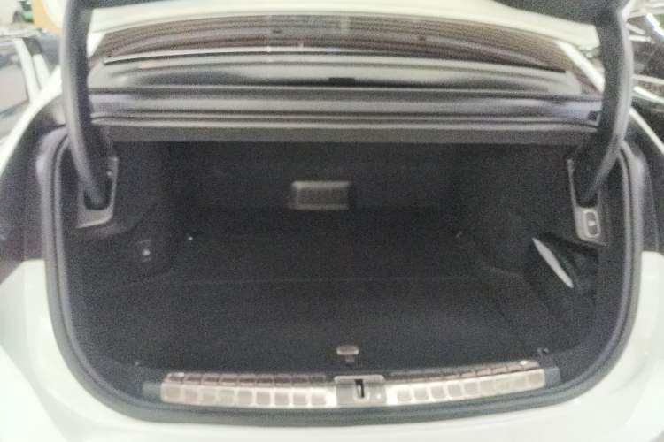 Used Nio ET9 2025 100 kWh Trunk