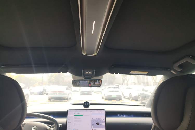 Used Nio ET9 2025 100kWh Signature Edition Headliner