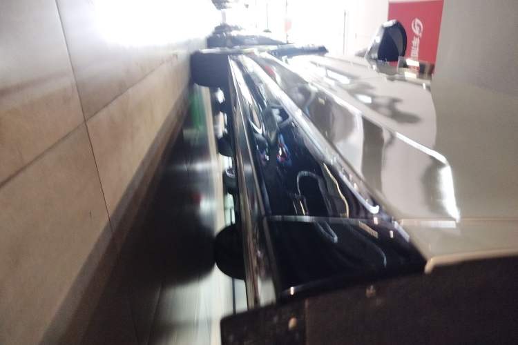 Used Nio ET9 2025 100 kWh Left Side Sill