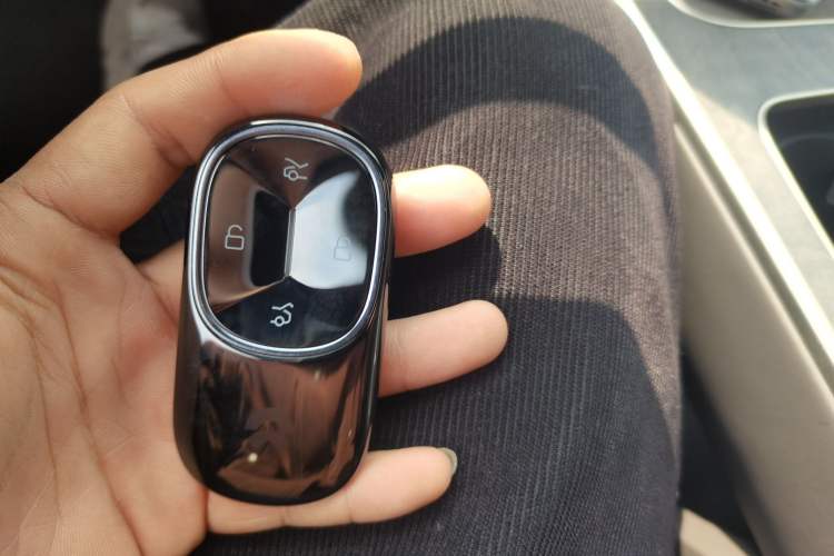 Used Nio ET9 2025 100kWh Signature Edition Vehicle Key