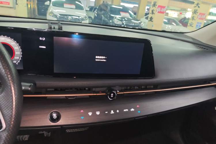 Used Nissan ARIYA 2022 Two-Wheel Drive Long-Range Version Audio And AC Panel