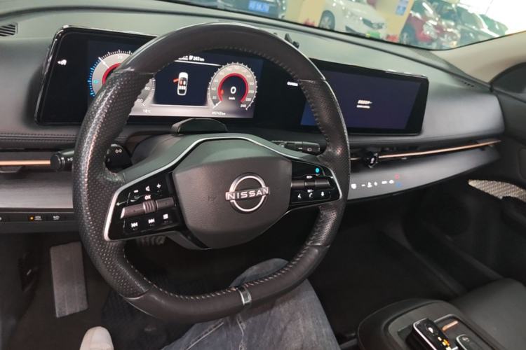 Used Nissan ARIYA 2022 Two-Wheel Drive Long-Range Version Center Console