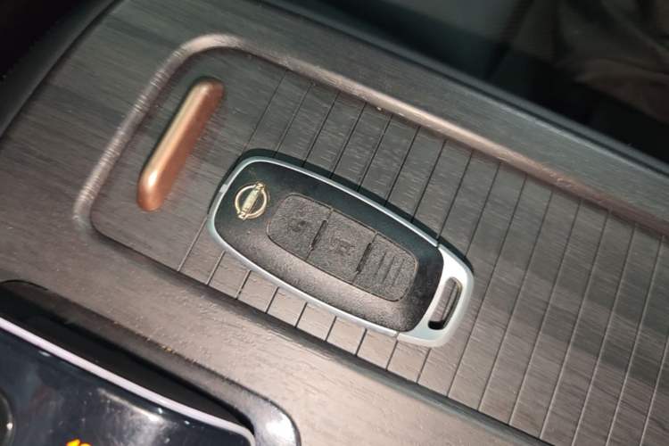 Used Nissan ARIYA 2022 Two-Wheel Drive Long-Range Version Vehicle Key