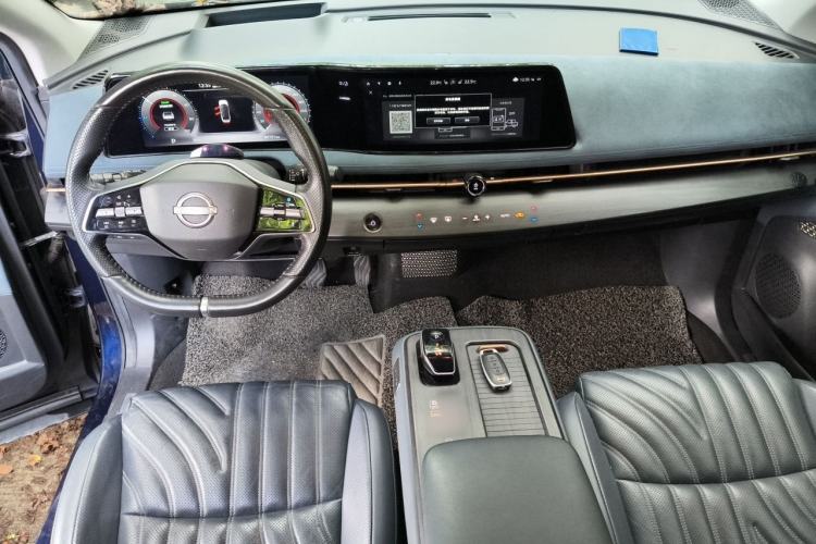 Used Nissan ARIYA 2022 Four-Wheel-Drive High-Performance Top-Tier Model Center Console