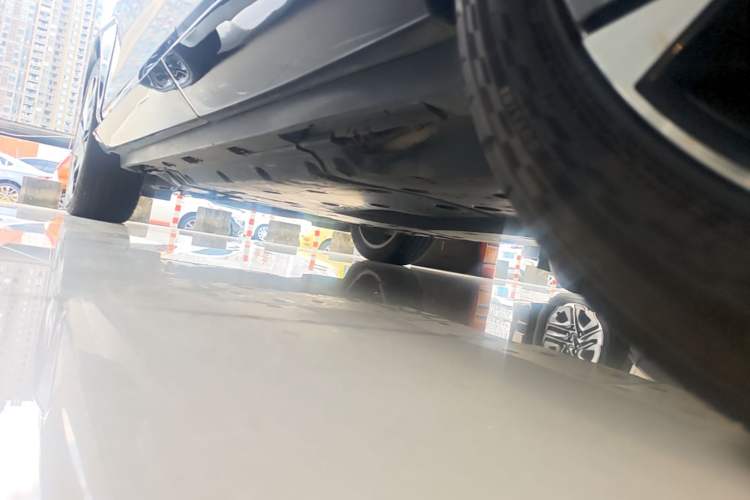Used Nissan ARIYA 2022 Four-Wheel-Drive High-Performance Top-Tier Model Left Side Sill