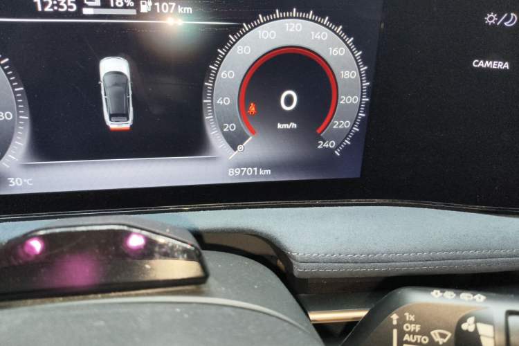 Used Nissan ARIYA 2022 Four-Wheel-Drive High-Performance Top-Tier Model Odometer Close Up
