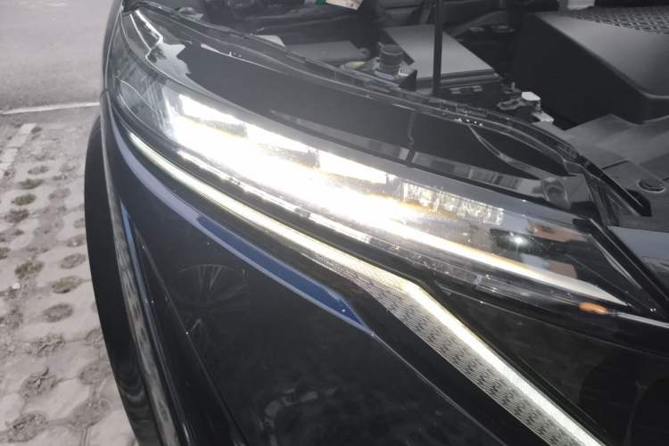 Used Nissan ARIYA 2022 Two-Wheel Drive Long Range Top-Tier Version Right Front Headlight