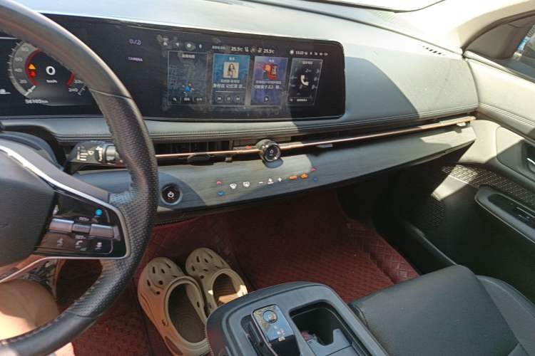 Used Nissan ARIYA 2022 Two-Wheel Drive Long-Range Version Audio And AC Panel