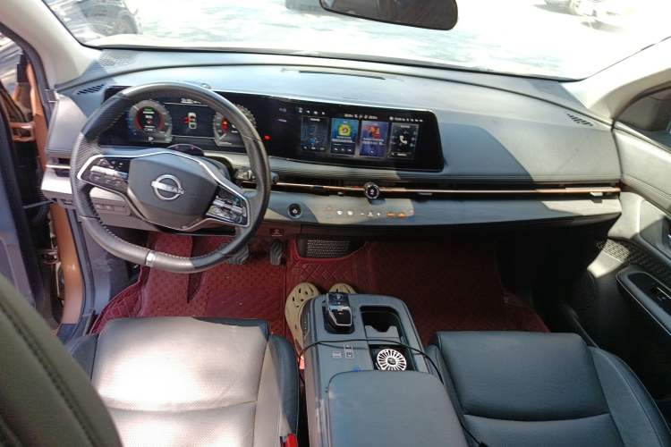 Used Nissan ARIYA 2022 Two-Wheel Drive Long-Range Version Center Console