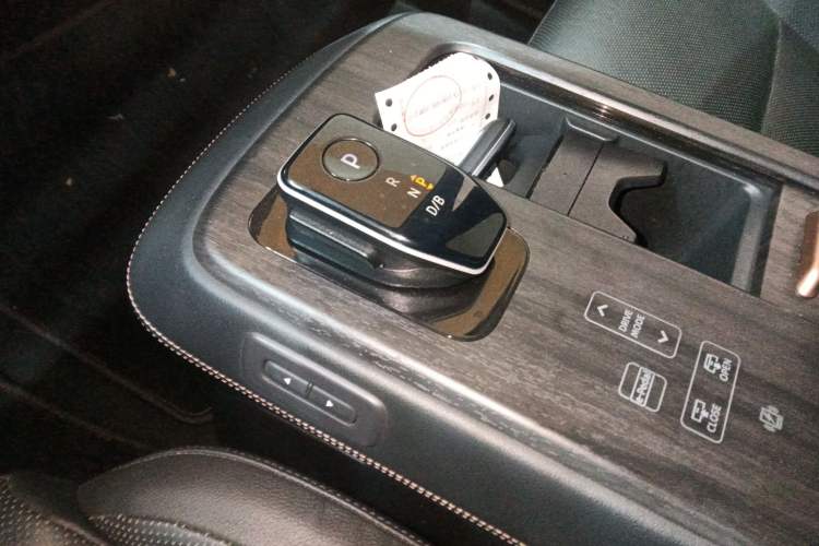 Used Nissan ARIYA 2022 Two-Wheel Drive Long Range Top-Tier Version Gear Lever