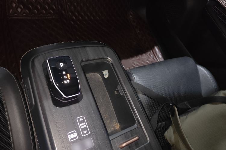 Used Nissan ARIYA 2022 Two-Wheel Drive Long Range Top-Tier Version Gear Lever