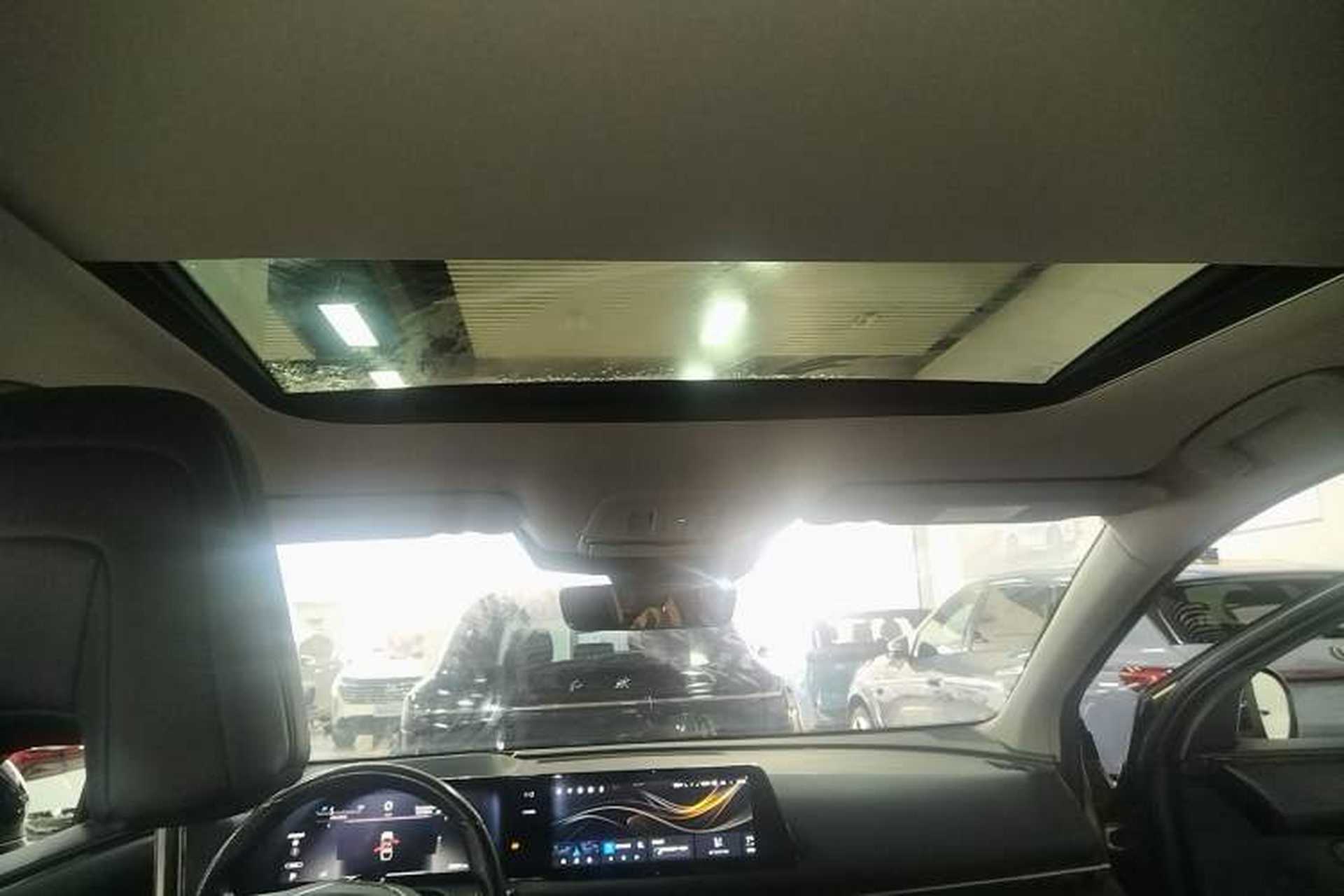 Used Nissan ARIYA 2022 Two-Wheel Drive Long Range Top-Tier Version Headliner