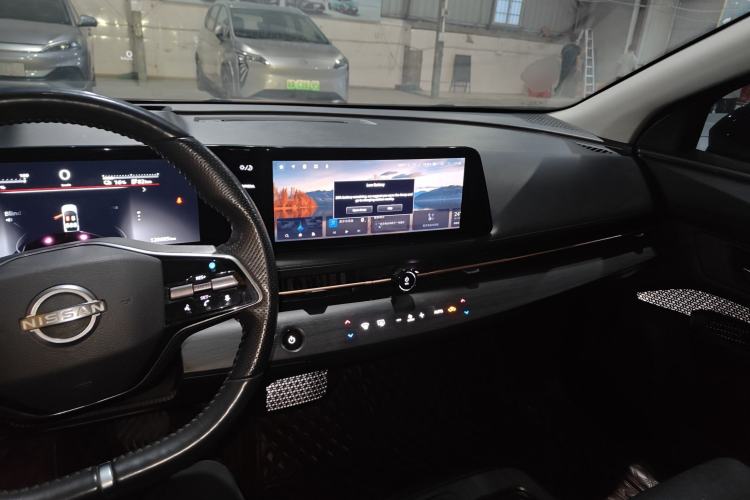 Used Nissan ARIYA 2022 Two-Wheel Drive Long Range Top-Tier Version Interior 2