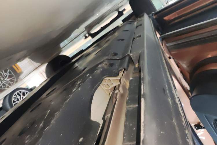 Used Nissan ARIYA 2022 Two-Wheel Drive Long Range Top-Tier Version Left Side Sill