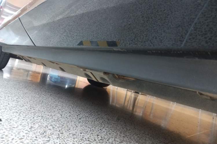 Used Nissan ARIYA 2022 Two-Wheel Drive Long Range Top-Tier Version Left Side Sill