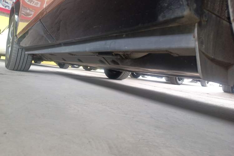 Used Nissan ARIYA 2022 Two-Wheel Drive Long Range Top-Tier Version Left Side Sill