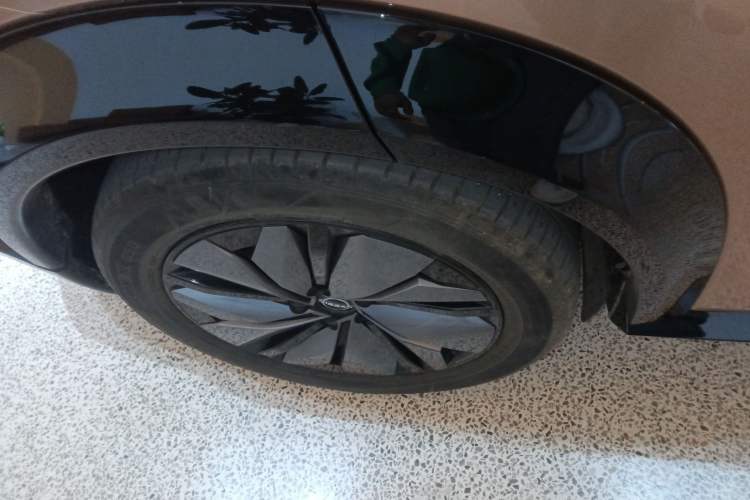 Used Nissan ARIYA 2022 Two-Wheel Drive Long Range Top-Tier Version Right Rear Wheel Hub