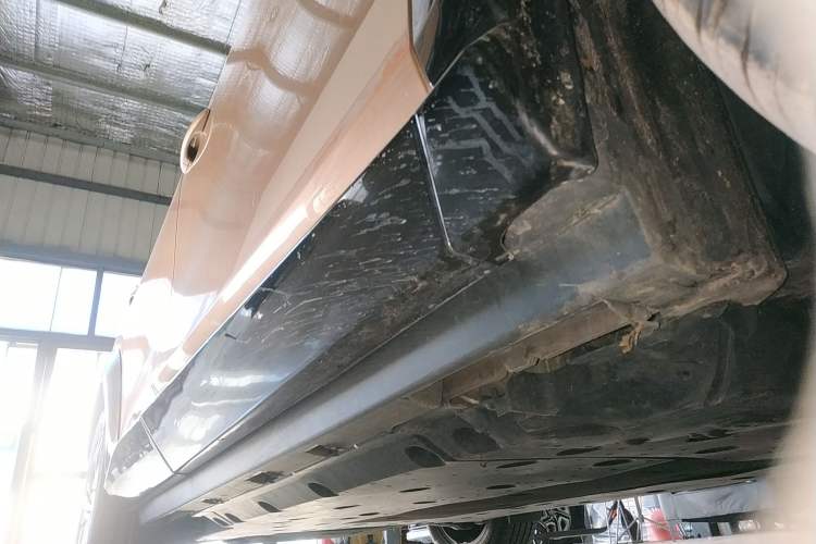 Used Nissan ARIYA 2022 Two-Wheel Drive Long Range Top-Tier Version Right Side Sill
