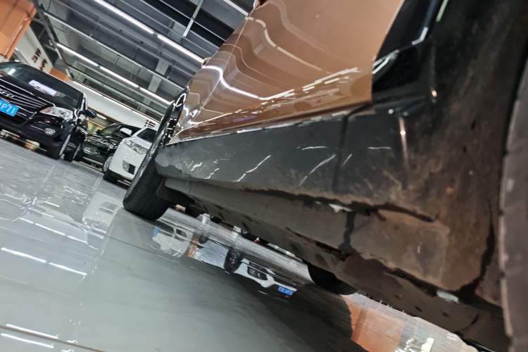 Used Nissan ARIYA 2022 Two-Wheel Drive Long Range Top-Tier Version Right Side Sill