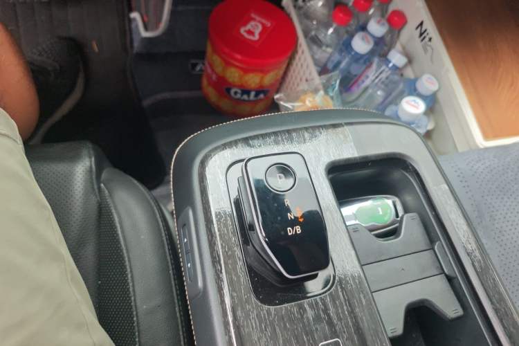 Used Nissan ARIYA 2022 Two-Wheel Drive Long Range Top-Tier Version Gear Lever