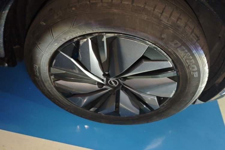 Used Nissan ARIYA 2022 Two-Wheel Drive Long Range Top-Tier Version Right Front Wheel Hub