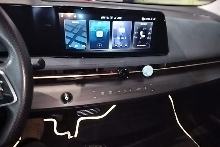 Used Nissan ARIYA 2022 Four-Wheel-Drive High-Performance Top-Tier Model Audio And AC Panel