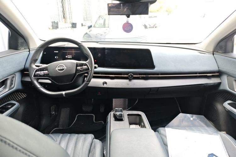 Used Nissan ARIYA 2022 Four-Wheel-Drive High-Performance Top-Tier Model Center Console