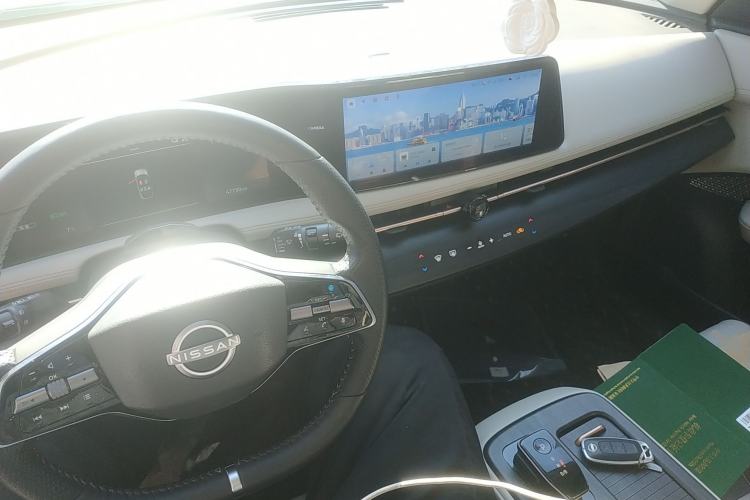 Used Nissan ARIYA 2022 Two-Wheel Drive Long-Range Version Center Console