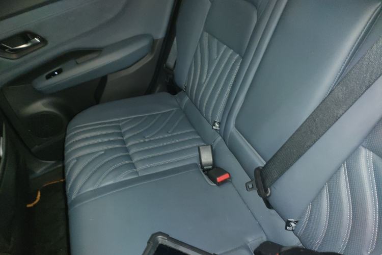 Used Nissan ARIYA 2022 Four-Wheel-Drive High-Performance Top-Tier Model Interior 4