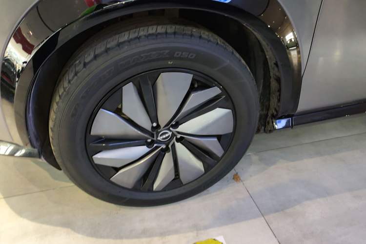 Used Nissan ARIYA 2022 Two-Wheel Drive Long-Range Version Left Front Wheel Hub