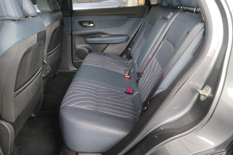 Used Nissan ARIYA 2022 Four-Wheel-Drive High-Performance Top-Tier Model Left Rear Seat