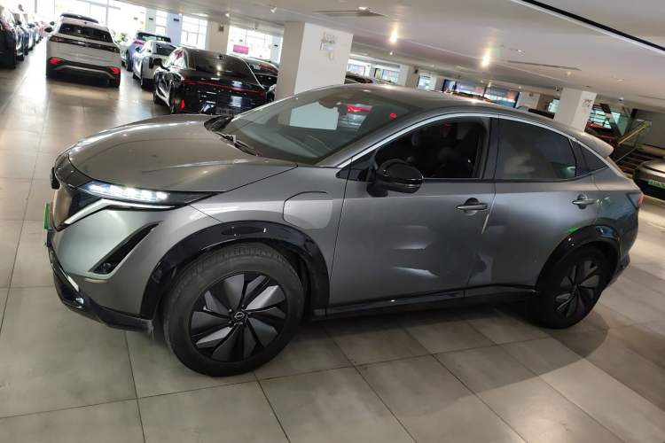 Used Nissan ARIYA 2022 Two-Wheel Drive Long-Range Version Left Side