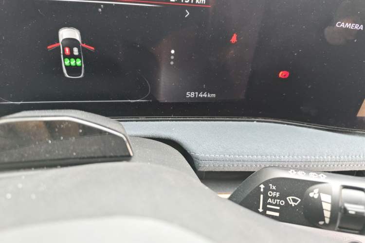 Used Nissan ARIYA 2022 Four-Wheel-Drive High-Performance Top-Tier Model Odometer Close Up